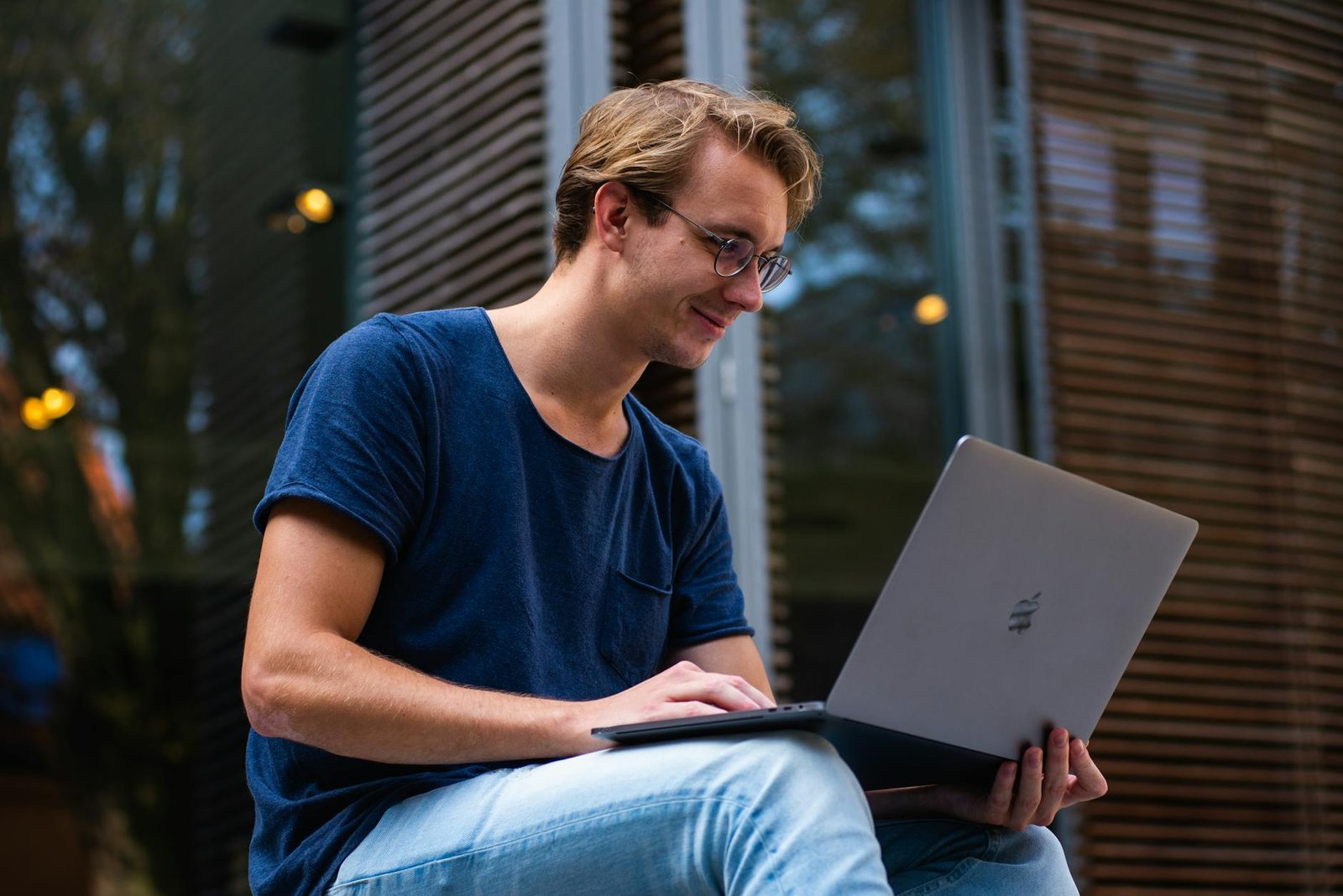 Getting Started with Your First Van Listing
