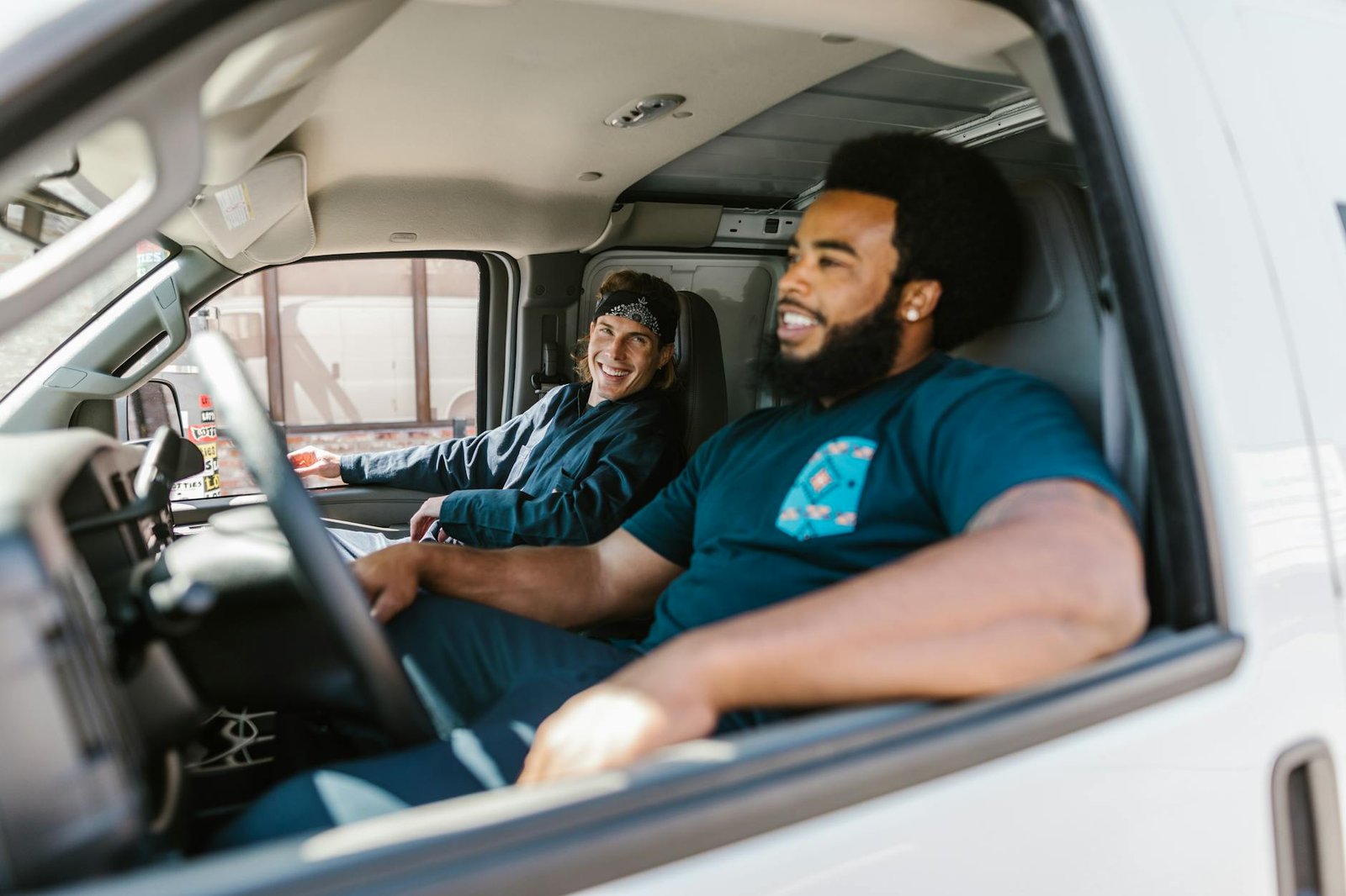 Tips for a Smooth Van Rental Experience